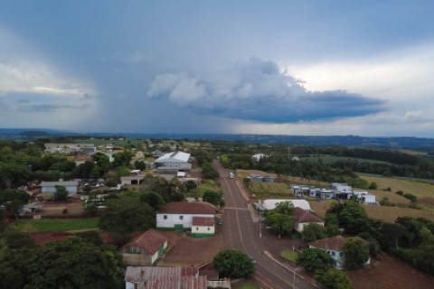 RS terá sol entre nuvens enquanto instabilidade avança com abafamento nesta quinta-feira