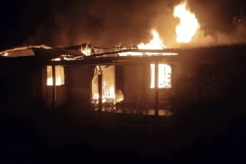 Incêndio atinge residência no interior de Pinhal