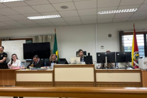 Empresário e filha são absolvidos em julgamento por homicídio em Três de Maio