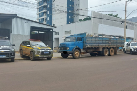 Brigada Militar e Polícia Civil apreendem mercadorias de origem estrangeira em Tiradentes do Sul