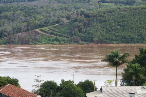 Defesa Civil alerta para risco de inundação no Rio Uruguai