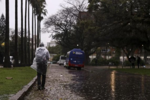 RS terá novamente céu encoberto e risco de temporais nesta quinta-feira
